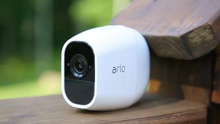 Camera an ninh xunh quanh nhà tốt nhất - Arlo Pro 2